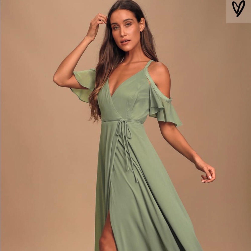 Lulu’s Easy Sage Green Cold Shoulder Maxi Dress